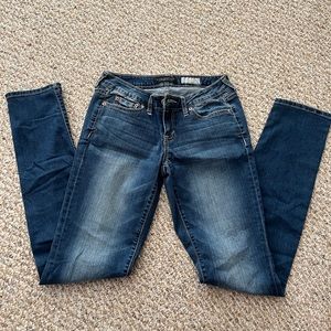 Aeropostale 2 LONG curvy skinny jeans EUC